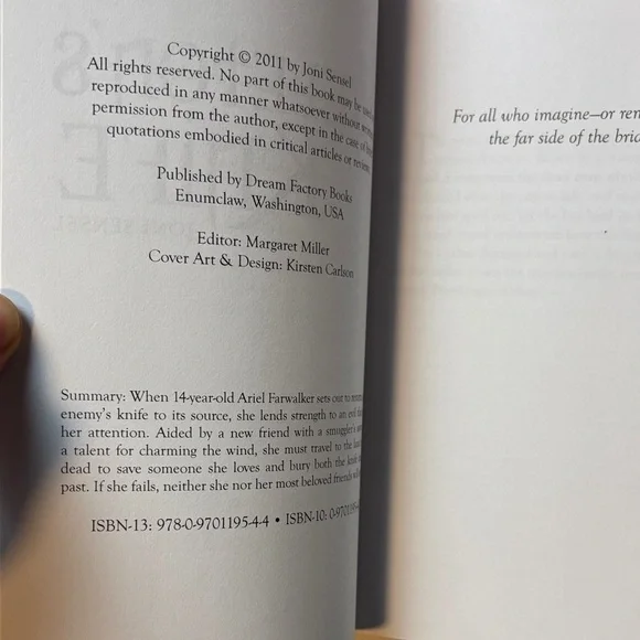 The Skeleton's Knife: Book Three of the Farwalker Trilogy Paperback book - Picture 5 of 5